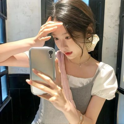少女佳禾 海报