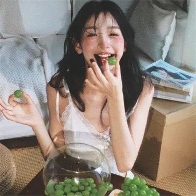 欣欣向荣 海报